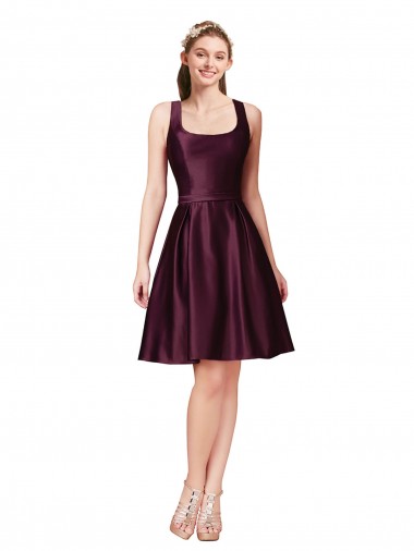 Classic Cocktail Knee Length Satin Bridesmaid Dress / Prom Dress with V Back and Bow Detail Glasgow