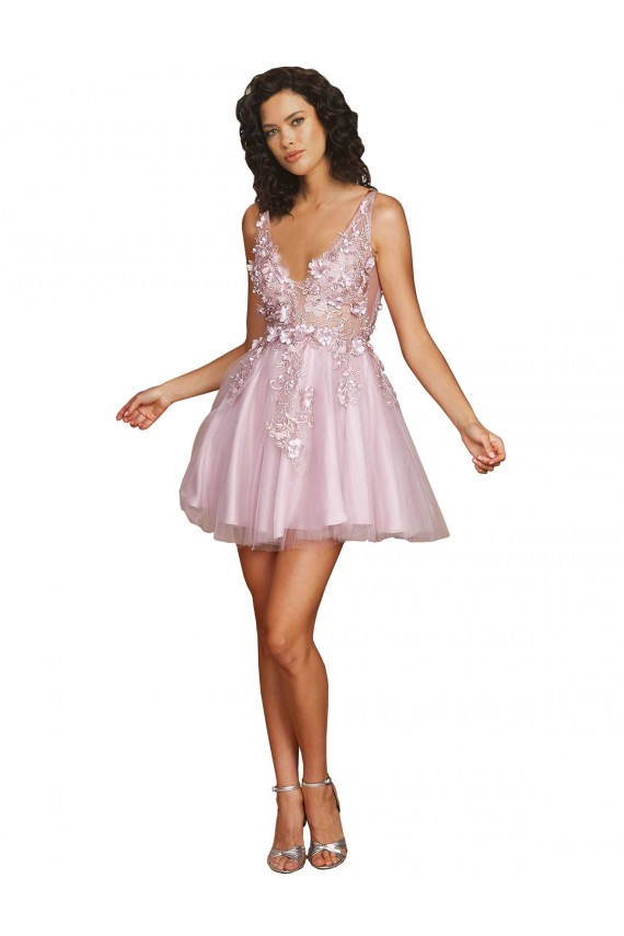Sleeveless V-Neckline Short Cocktail Dress with Embellished Lace Appliques